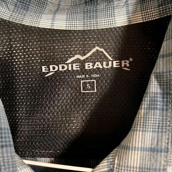 NEW Eddie Bauer Men’s Plaid Short Sleeve Button Down Shirt Size Small #MS1 - Picture 2 of 4